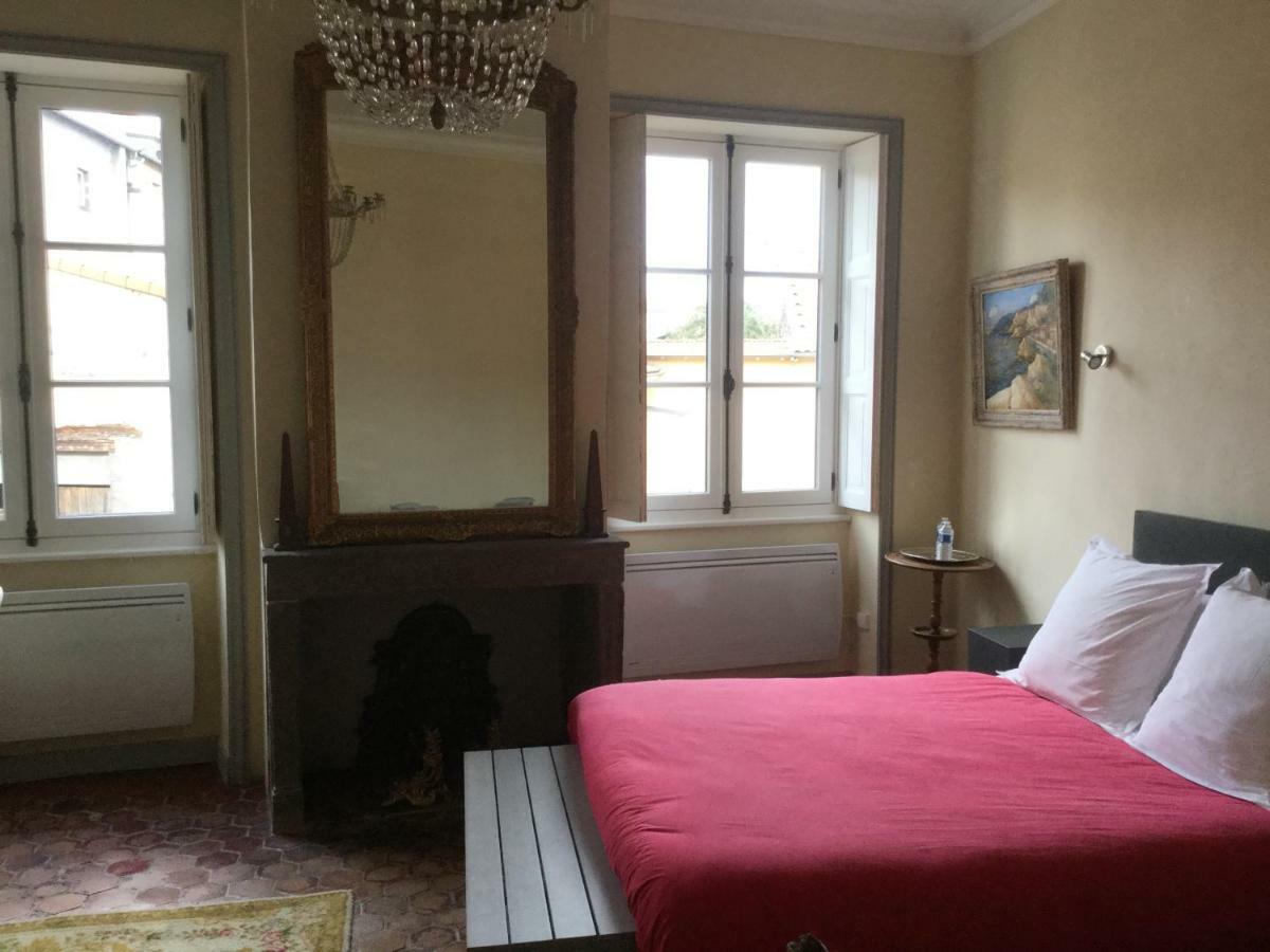 Manoir D'Aubeterre Hotel Marsat Екстериор снимка